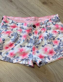 Modell: Short von H&M Gr.158 - Lippstadt