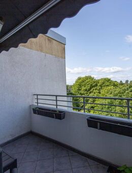 Bezugsfreie 3-Zimmer-Eigentumswohnung mit Balkon und Aussicht in 24161 Altenholz - Altenholz