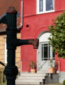 +++ großzügige Haushälfte mit zwei ELW und Atelier +++ - Sundhagen