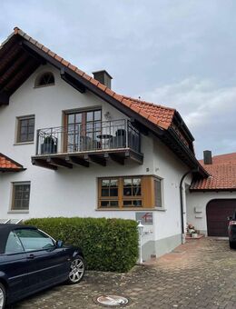 Sehr gepflegtes Einfamilienhaus mit Doppelgarage, PKW-Stellplätzen und Gartenbereich - Endingen (Kaiserstuhl)
