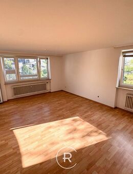 Helle 3-Zimmer-Wohnung mit Balkon in Stein - Stein (Bayern)