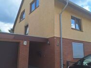 Mehrfamilienhaus auf 3 Etagen. Im Dachgeschoss 2 Ferien/Monteurwohnungen. - Nörten-Hardenberg