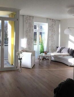 Von Privat: Lichtdurchflutete & sehr gut geschnittene 2.5 Zimmer Wohnung - München