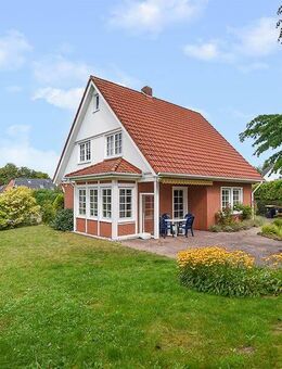 Nur 350m bis zum Pönitzer See! Stilvolles Einfamilienhaus in begehrter See-Lage, unweit der Ostsee! - Scharbeutz