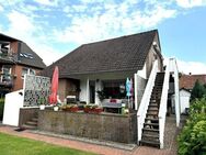 Großzügiges Einfamilien- oder Mehrgenartionenhaus mit überdachter Terrasse, Balkon, Garage und Carport. - Barsinghausen