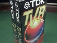 2 neue leere VHS Videokassetten TDK TVR 240, unbespielt, original verschweißt - Oberhaching