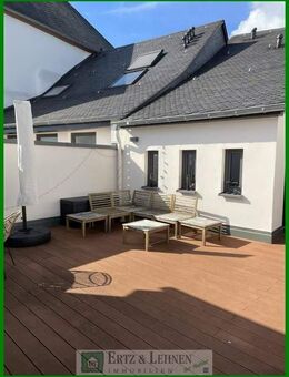 Kernsanierte große 2,5 ZKB-Wohnung im Herzen von Wittlich mit Dachterrasse - Wittlich