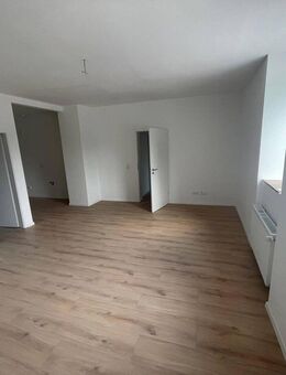 Erstbezug nach Sanierung: Stilvolle Wohnung mit Garten - Altbau trifft Moderne! - Witten