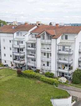 Gepflegte Wohnung mit Balkon und TG-Stellplatz - ideal für Singles oder Paare - Waldshut-Tiengen