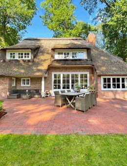 Exklusives Architekten - Reetdachhaus - modern saniert, einzigartig im Charakter - Bremen