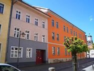 Lichtdurchflutete 2-Zimmer-Altbau-Wohnung - Neustadt (Orla)