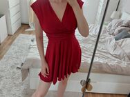 Rotes Wickelkleid M - Bestensee