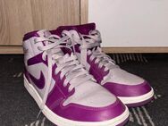 Nike Air Jordan Mid Rise 42 Magenta Lila - Münster