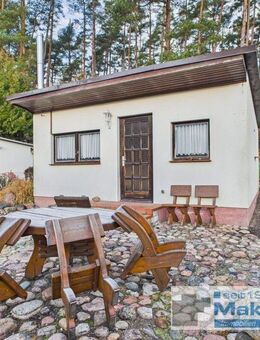 Schöner Waldrand-Bungalow mit offener Küche und eigener Finnhütte - Waren (Müritz)