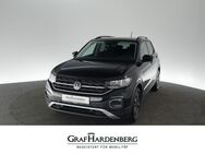 VW T-Cross, 1.0 TSI Move, Jahr 2023 - Aach (Baden-Württemberg)