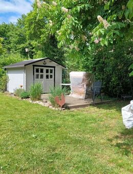 Top! Gepflegte Wohnung mit Balkon, Garten und Carport - Bremen