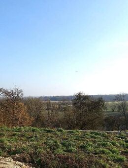 Ch.Schülke Immobilien- Nähe Flughafen - moderne 2-Zimmer-EG-Wohnung mit eigenem Eingang - Haag (Amper)