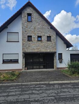 Ideal für Luxemburg Pendler! Luxuriöses Zweifamilienhaus mit Highlight Panoramablick in Wellen. - Wellen