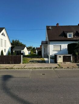 Frisch renoviertes Familienhaus im Grünen mit anliegendem Bungalow, Augsburg-Firnhaberbau - Augsburg