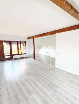Renovierte Wohnung mit Dachterrasse, Garten und Stellplatz direkt am Schlosspark Strünkede WBS - Herne