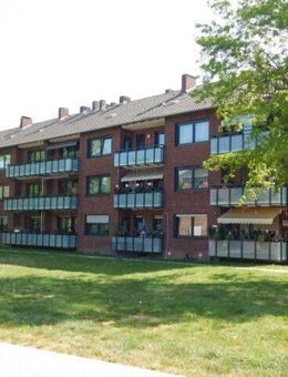 Renoviert und bezugsfertig...Ansprechende 3-Zimmer-Wohnung in Uerdingen mit Balkon... - Krefeld