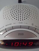 Digital Wecker Zeitanzeige Elektronische Uhr Batterie 220 v + Silber Ring. in 52078