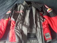 Motorrad Damen Tekstil Jacke von Uvex - Seelze Zentrum