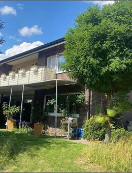 grundsolides Zweifamilienhaus mit rd. 190 m² Wfl. / rd. 1.000 m² Grundstück in Lippetal-Lippborg - Lippetal
