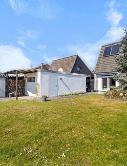 Familientraum mit 5 Zimmern - Doppelhaushälfte mit Garten, Garage & Carport! - Delmenhorst