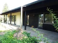 WOHNEN AUF EINER EBENE: ruhiges EFH mit großem Garten und Garage - Mettenheim (Bayern)