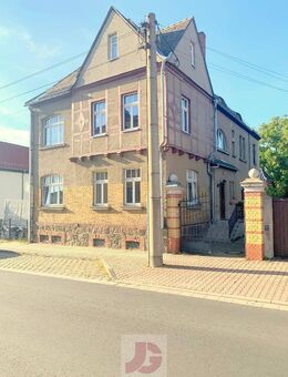BRANDIS * ZWEIFAMILIENHAUS AUF GROSSEM GRUNDSTÜCK * FACHWERK - DENKMALSCHUTZ * UNTERKELLERT * VOLL VERMIETET * GARTENHAUS - Brandis