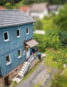 Gemütlich! Kleines Haus zum kleinen Preis in Mengersgereuth-Hämmern - Frankenblick