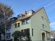 ImmoConcept: Endlich Zuhause - 3 Wohnungen, 2 sofort frei. Tolles Grundstück, ruhige Lage - Frankfurt (Main)
