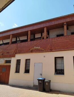 lauschige 2 Zimmerwohnung mit kleinen Balkon in der City von Altenburg - Altenburg