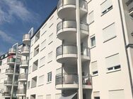 Tolle neu renovierte 4-Zimmer-Wohnung mit Aufzug+Balkon+Tiefgarage in Karlsruhe - Karlsruhe