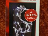 Beleuchteter Glaszylinder mit 32 LED Lämpchen in Rot nur 12€ - Hessisch Oldendorf