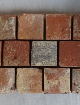 Bodenziegel Bodenplatten Weinkeller Antikziegel alte Mauersteine Backsteine Terracotta Ziegelboden quadratisch - Halle (Saale)