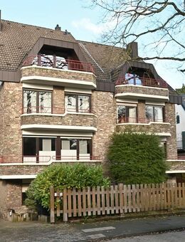 Eigentumswohnung mit Empore, Balkon und separatem Apartment, ca. 136 m² in Mülheim - Speldorf - Mülheim (Ruhr)