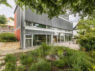 Modernes Architektenhaus mit Glasfront & großem Garten - Fernblick über das Elbtal! - Radebeul