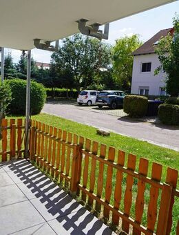 Frei - zum selbst einziehen! 3 ZKB mit Südbalkon und Tiefgaragenstellplatz in Niedernissa - Erfurt