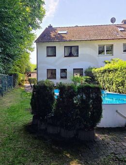*GKI* - Idyllisch gelegene Doppelhaushälfte mit großem Grundstück und Garten-Pool - Wermelskirchen