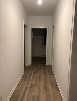 AB SOFORT VERFÜGBAR: Schön geschnittene 3-Zimmer Wohnung mit Tageslichtbad! - Bad Gandersheim