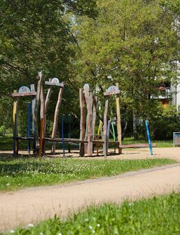 Zuhause ankommen: Wohnung mit Herz und Dusche! - Erfurt