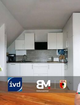 Charmante 1,5-Zimmer-Wohnung im DG mit Loggia in Augsburg-Pfersee - Augsburg