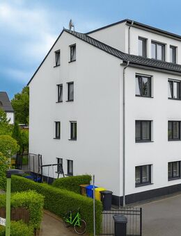 Geräumige 3-Zimmer-Wohnung mit Süd-Loggia & Stellplatz - Neuss