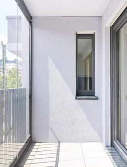 Lichtdurchflutete 3-Zimmer-Wohnung mit moderner Wohnküche, Loggia und Tiefgaragenstellplatz - Frankfurt (Main)