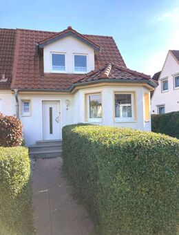 renoviertes Doppelhaus in beliebter Lage, Gästehaus im Garten, 300m zum Strand - Kellenhusen (Ostsee)