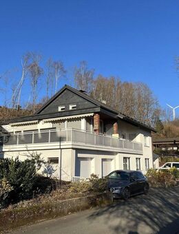 Modernisiertes Zweifamilienhaus im Grünen - Siegen (Universitätsstadt)