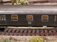 Märklin H0 4044 Schnellzug-Gepäckwagen mit Rücklichtern - Essen