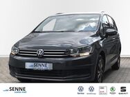 VW Touran, 1.5 TSI, Jahr 2023 - Barsinghausen